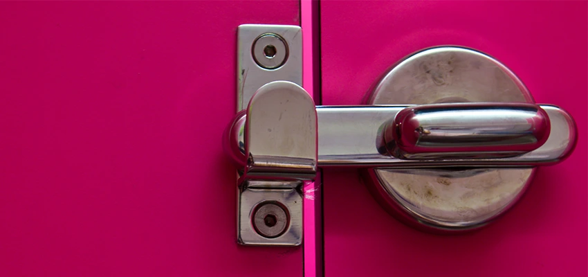 Childproof Gate Lock in Freeport, Illinois