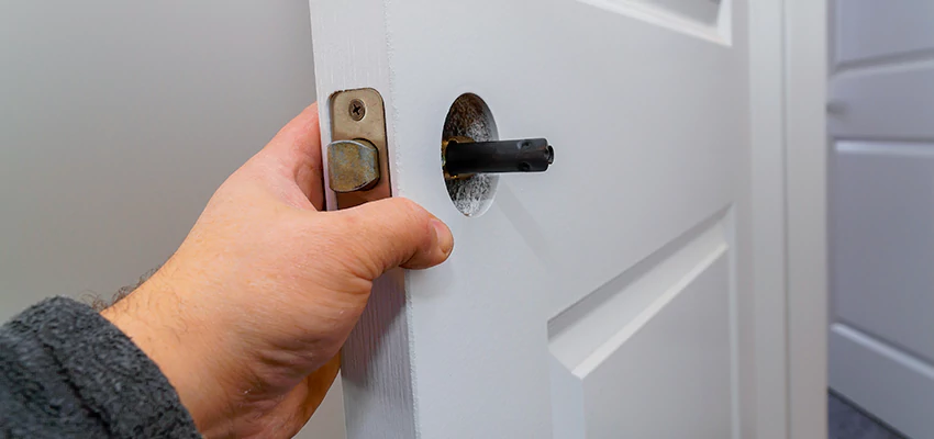 Nighttime Locksmith For Lock Repair in Freeport, IL