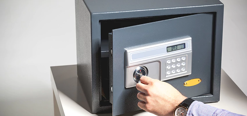 Jewelry Safe Unlocking Service in Freeport