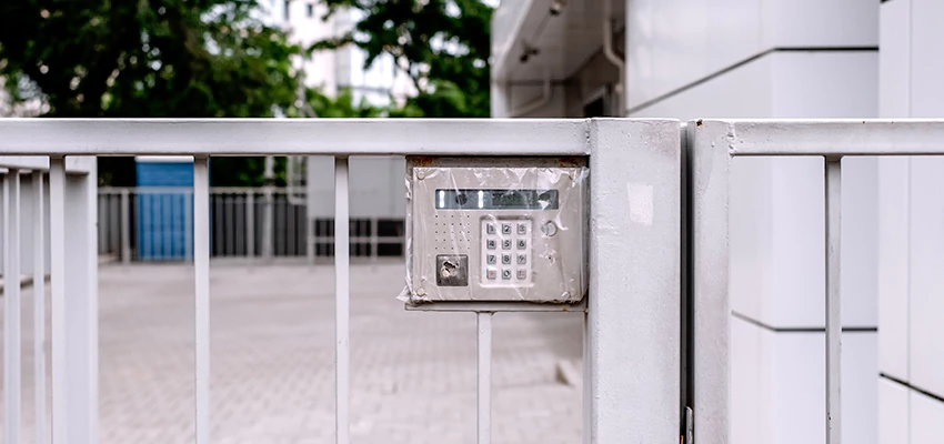 Gate Locks For Metal Gates in Freeport