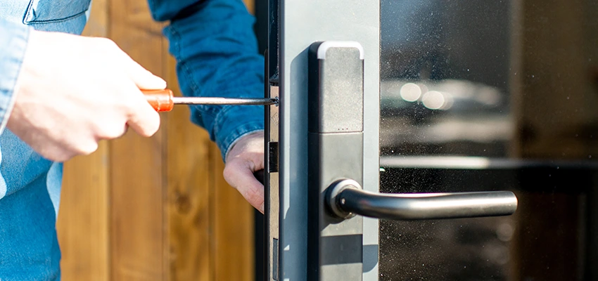 Aluminium Door Lock Replacement in Freeport