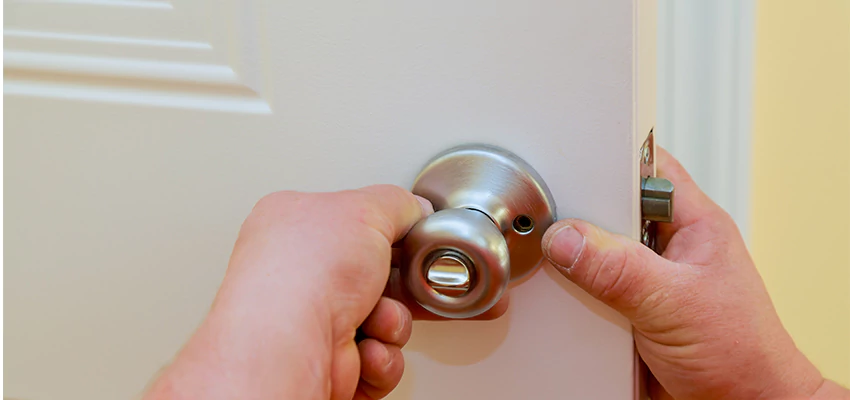 After-hours Locksmith For Lock And Key Installation in Freeport, IL