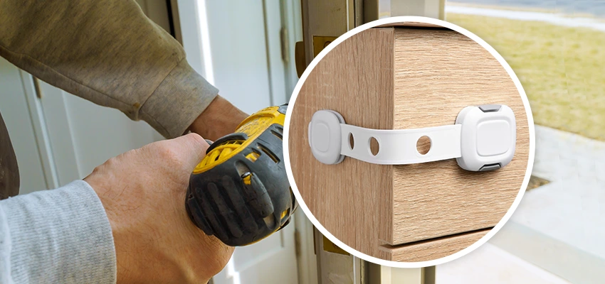 Childproof Sliding Door Locks in Freeport, IL