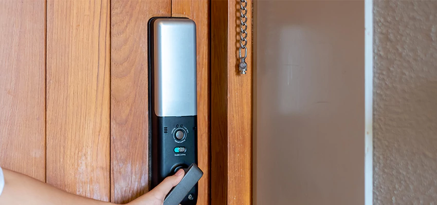 Home Security Electronic Locks Upgrades in Freeport